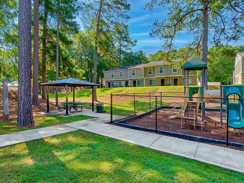 Beautiful Landscaping | Pinewood Apartments